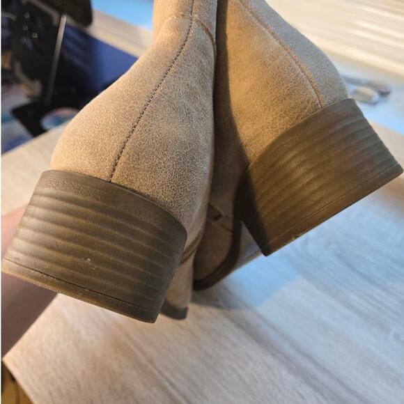 FRYE & CO Estreley Ankle Block Heel Booties Sand Size 11M Western Country Ranch - Picture 6 of 8